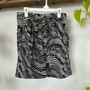 Banana Republic Black White striped Animal zebra print short mini Skirt pockets